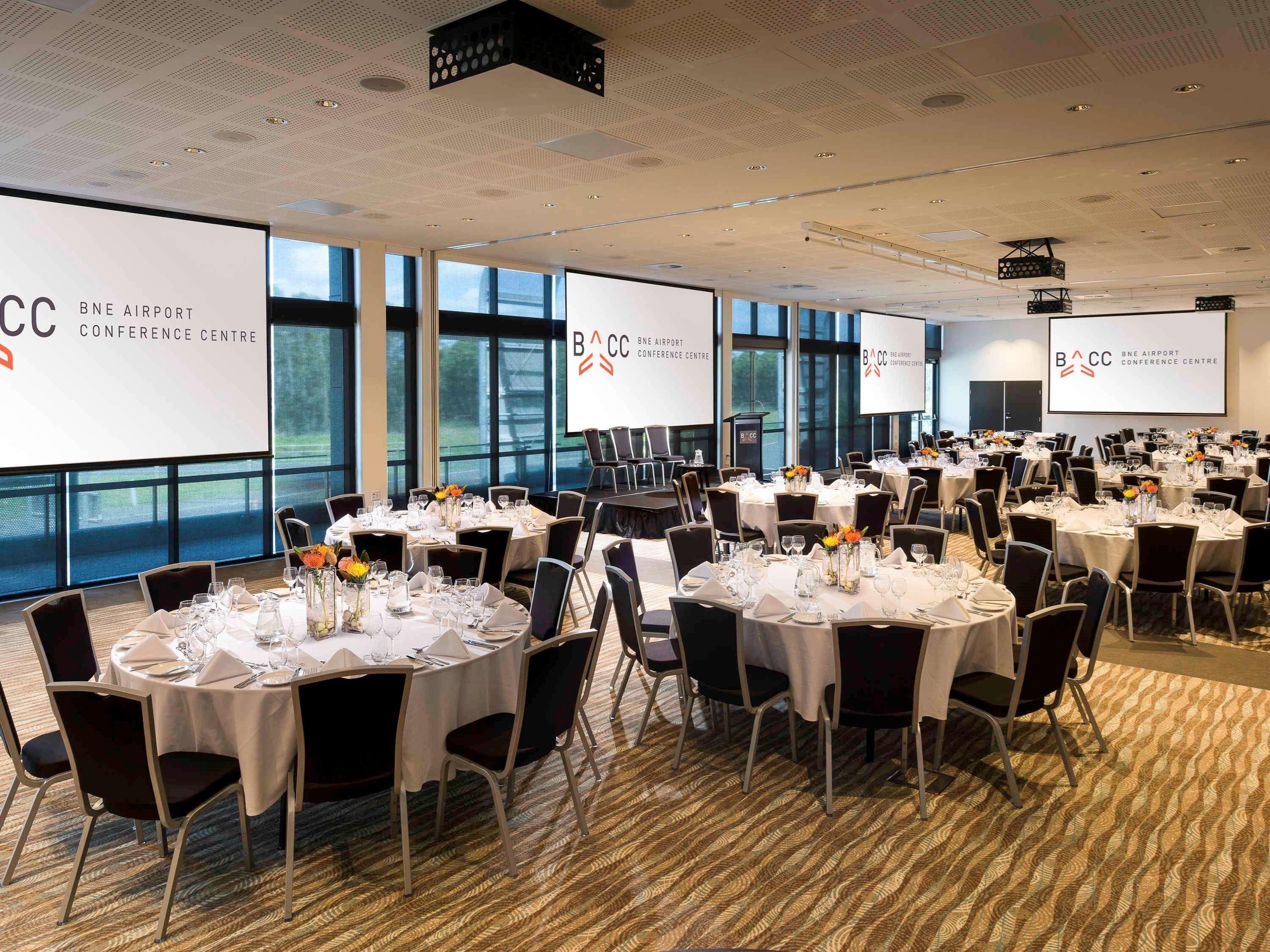 Pullman Brisbane Airport Hotel Exterior foto The Airport Conference Centre