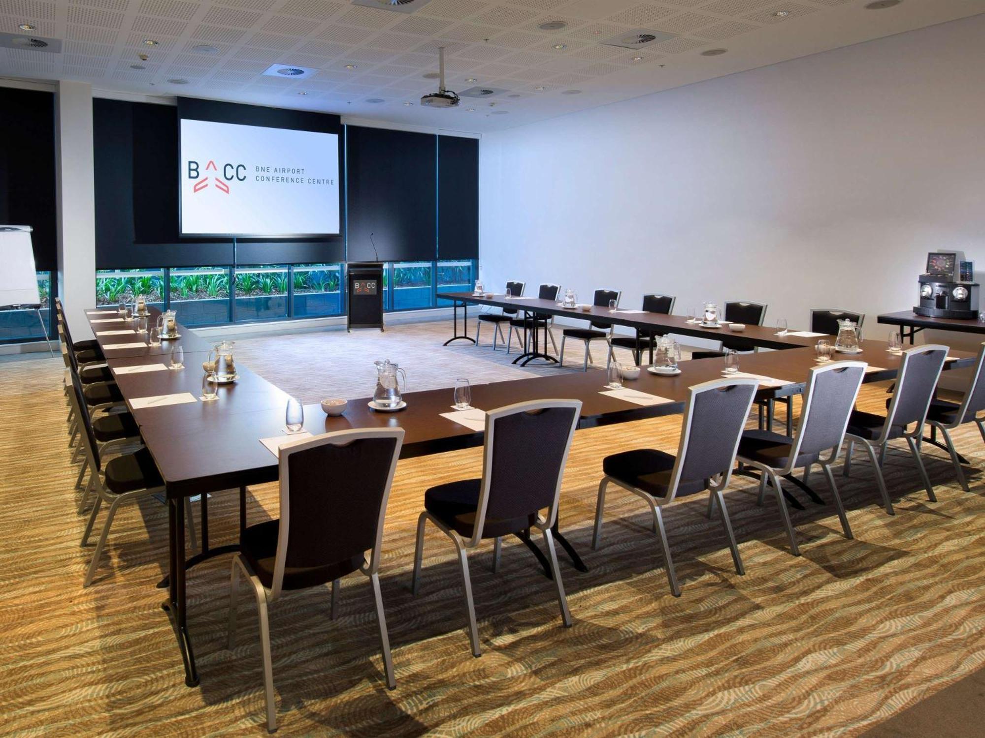 Pullman Brisbane Airport Hotel Exterior foto The BACC meeting room
