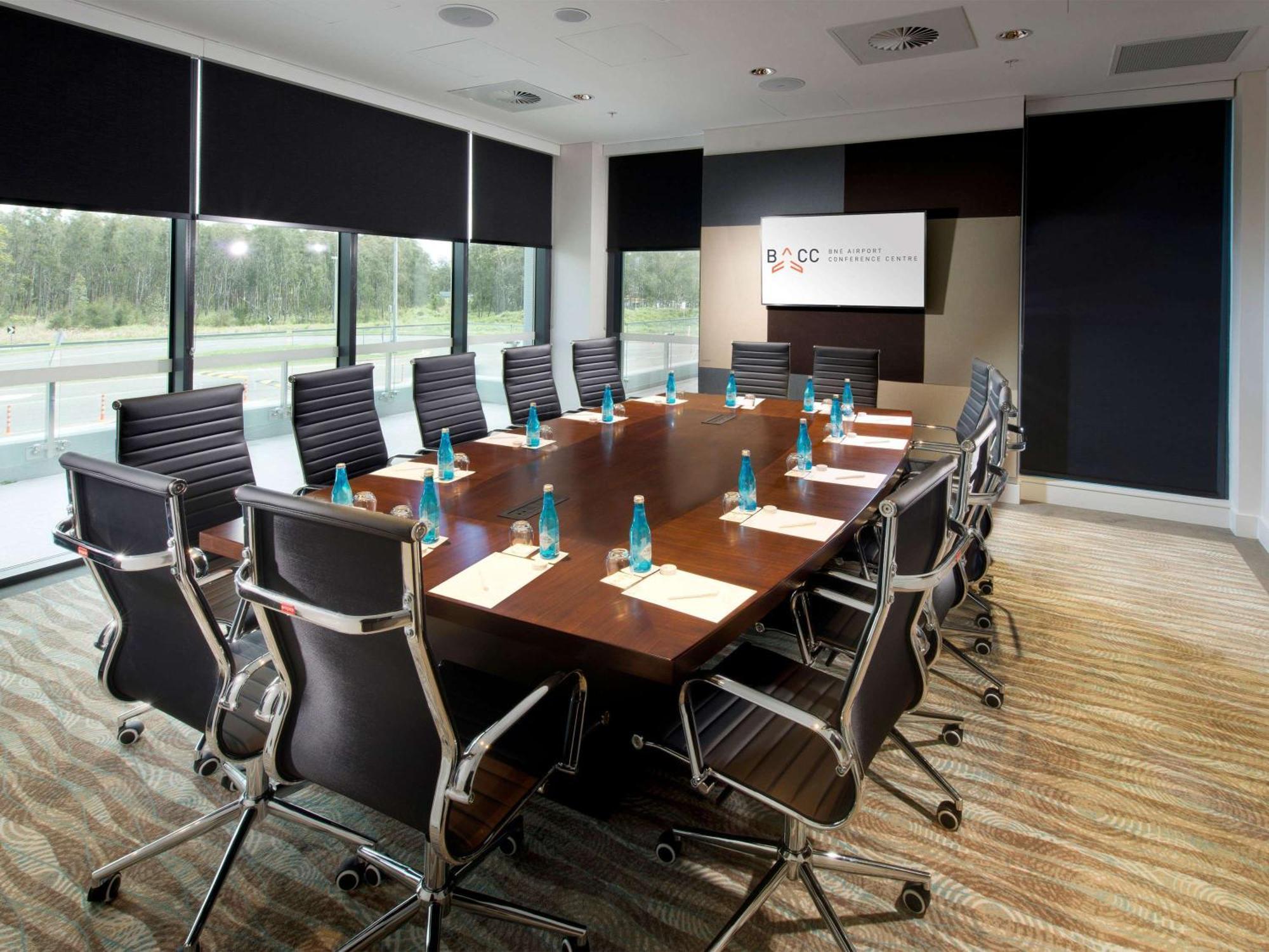 Pullman Brisbane Airport Hotel Exterior foto Meeting room at the National Motorcycle Museum