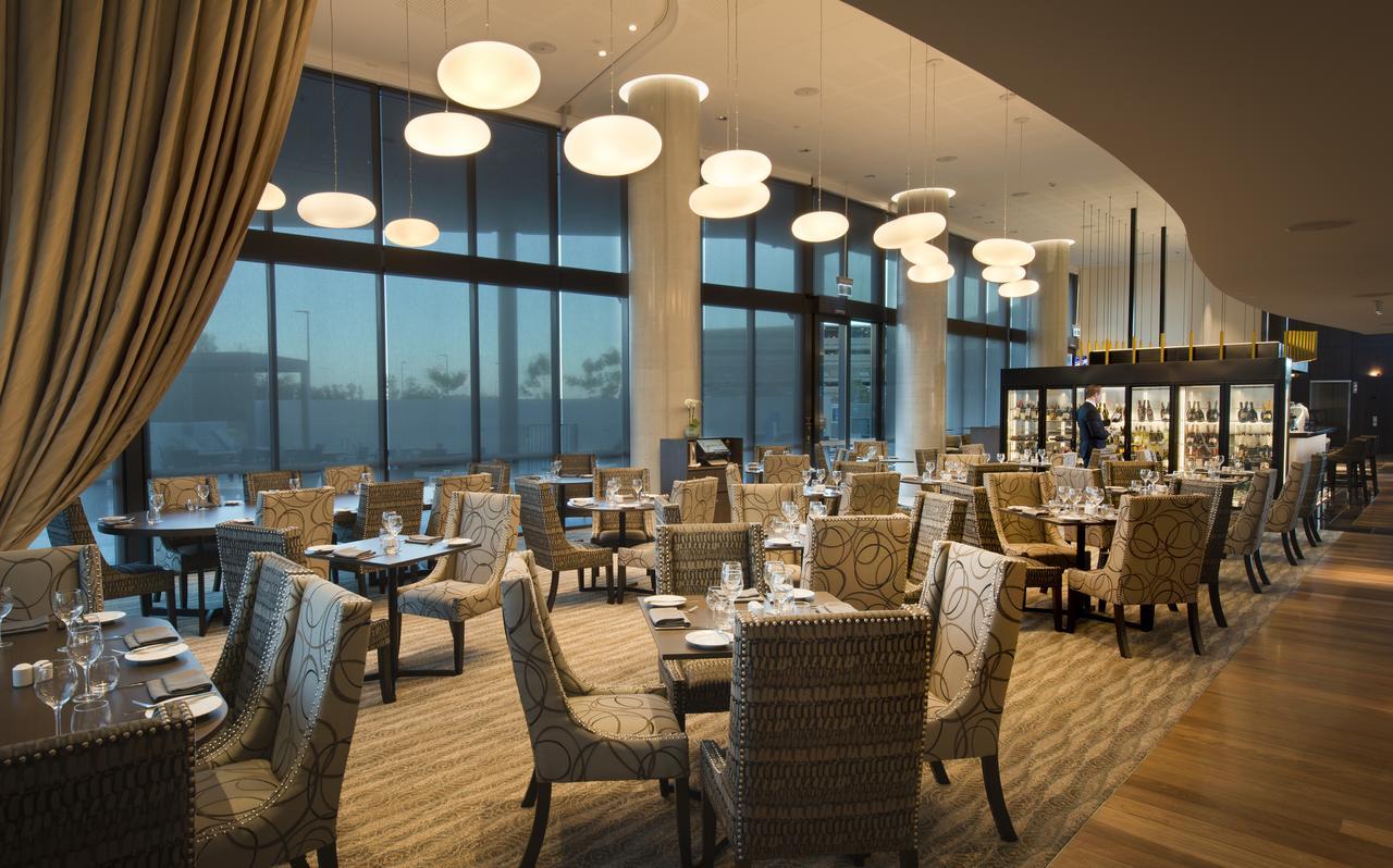 Pullman Brisbane Airport Hotel Exterior foto The restaurant